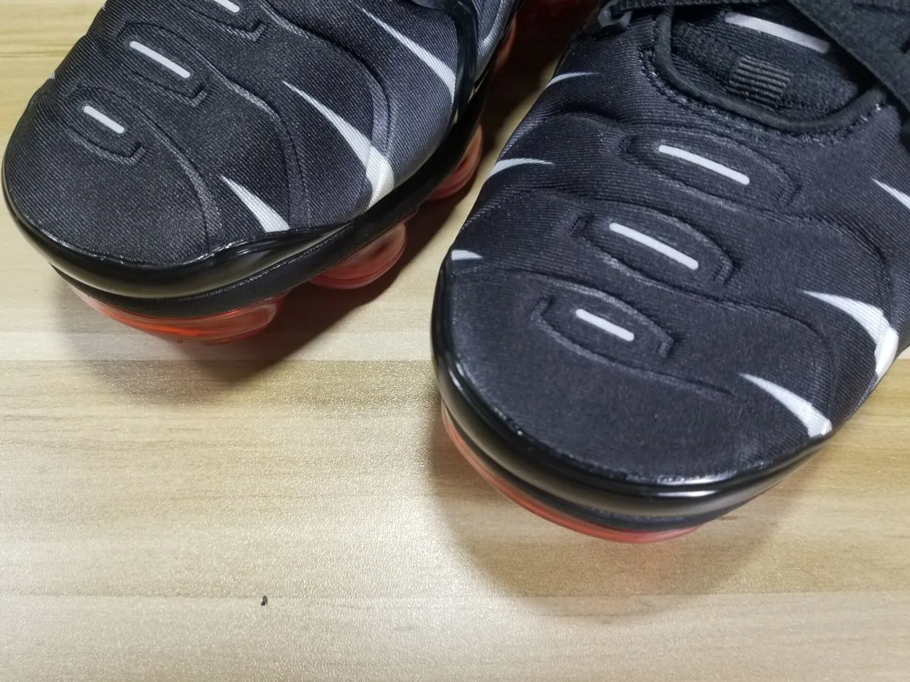 Nike Black Red Wavy Synthetic Cage Overlays Translucent Visible Air Unit Lifestyle Sneakers 7