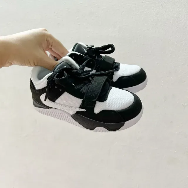 Nike Black Strap Closure Lifestyle Sneakers 20