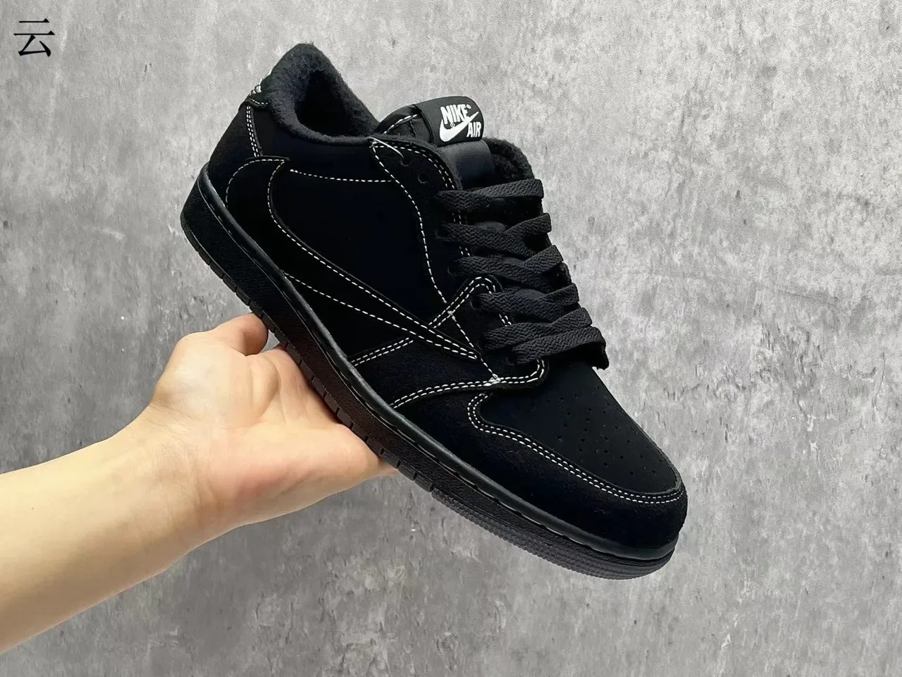 Nike Black White Suede Upper Contrast Stitching Lifestyle Sneakers 2