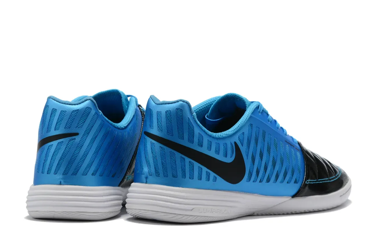 Nike Chaussures de football indoor bleu noir matelassage orteil recouvrement synthétique perforé 2