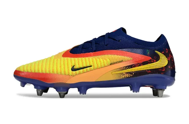 Nike Chaussures de football bleu multicolor low-cut à empeigne en knit avec lacets asymétriques pour terrain ferme 7