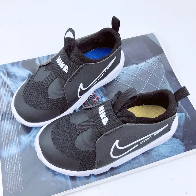 Nike Blue Red Slip-On Mesh Upper Lifestyle Sneakers 13