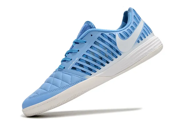 Nike Blue White Caged Ventilation Quilted Toe Box Sneakers 6