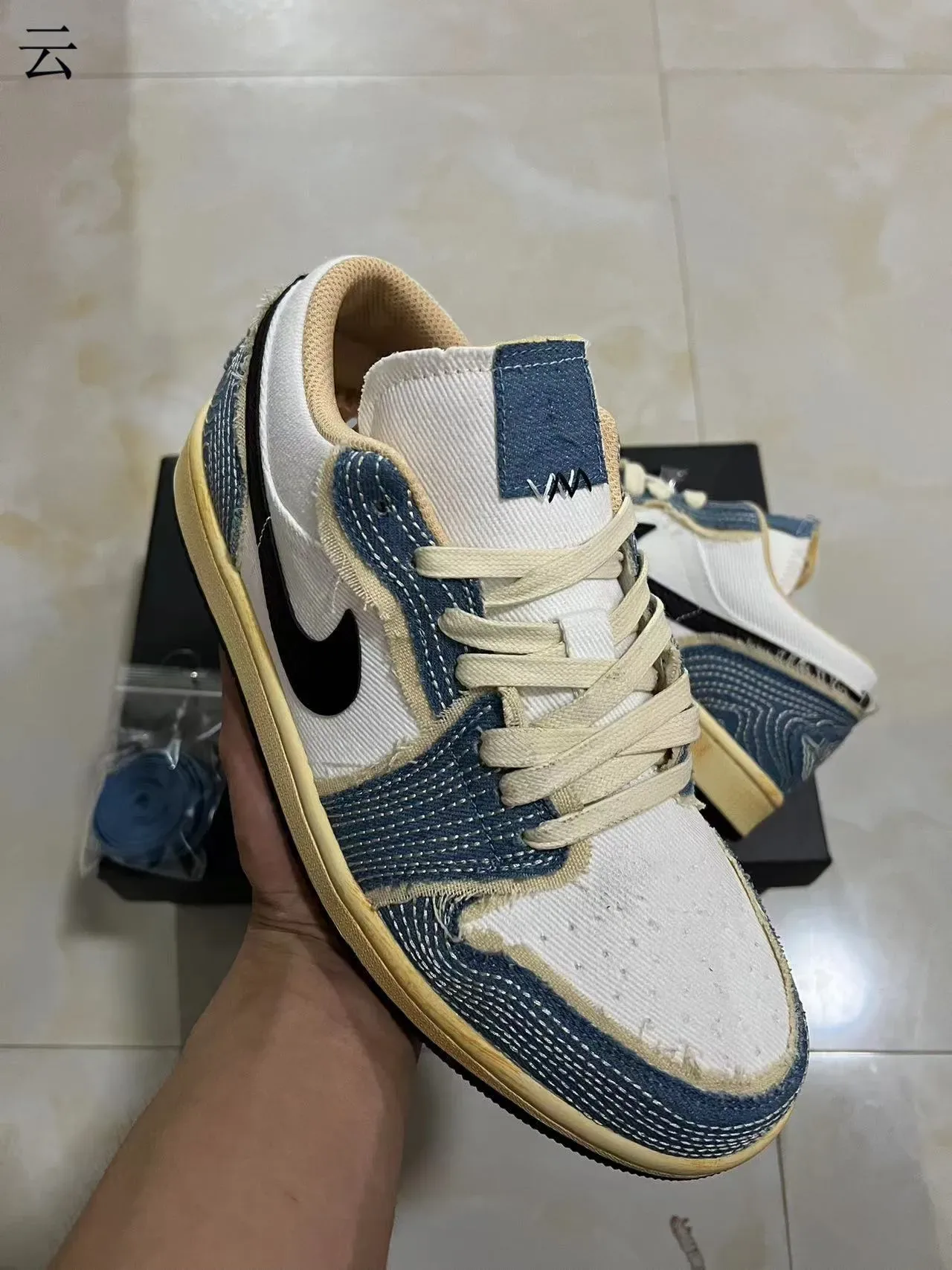 Nike Blue White Denim Patchwork Frayed Edges Lifestyle Sneakers 2