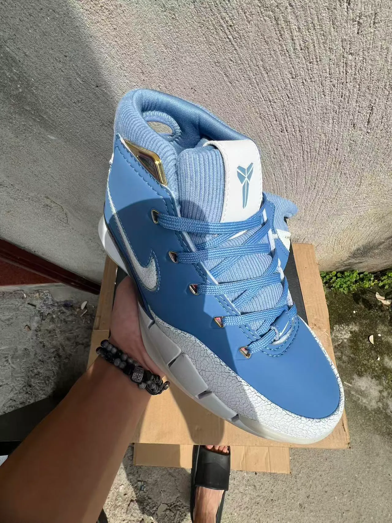 Nike Blue White High-Top Silhouette Light Synthetic Upper Basketball Shoes 2