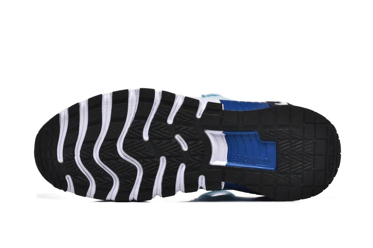 Nike Blue White Knit Upper Sculpted Grooved Midsole Lifestyle Sneakers 5