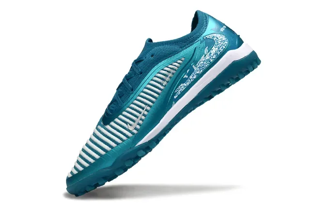 Nike أحذية كرة قدم تربة منخفضة المستوى أعلى صناعي إدخال مخطط من التريكو 3