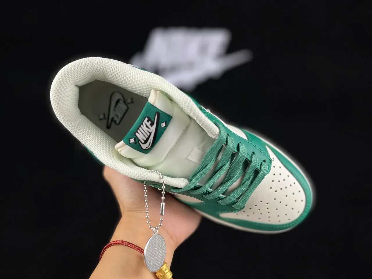Nike Dunk Low Vert et Off-White sneakers lifestyle 3