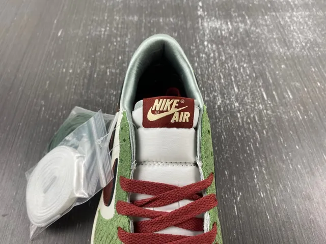 Nike Dunk Low Green Maroon Gold Lifestyle Sneakers 7