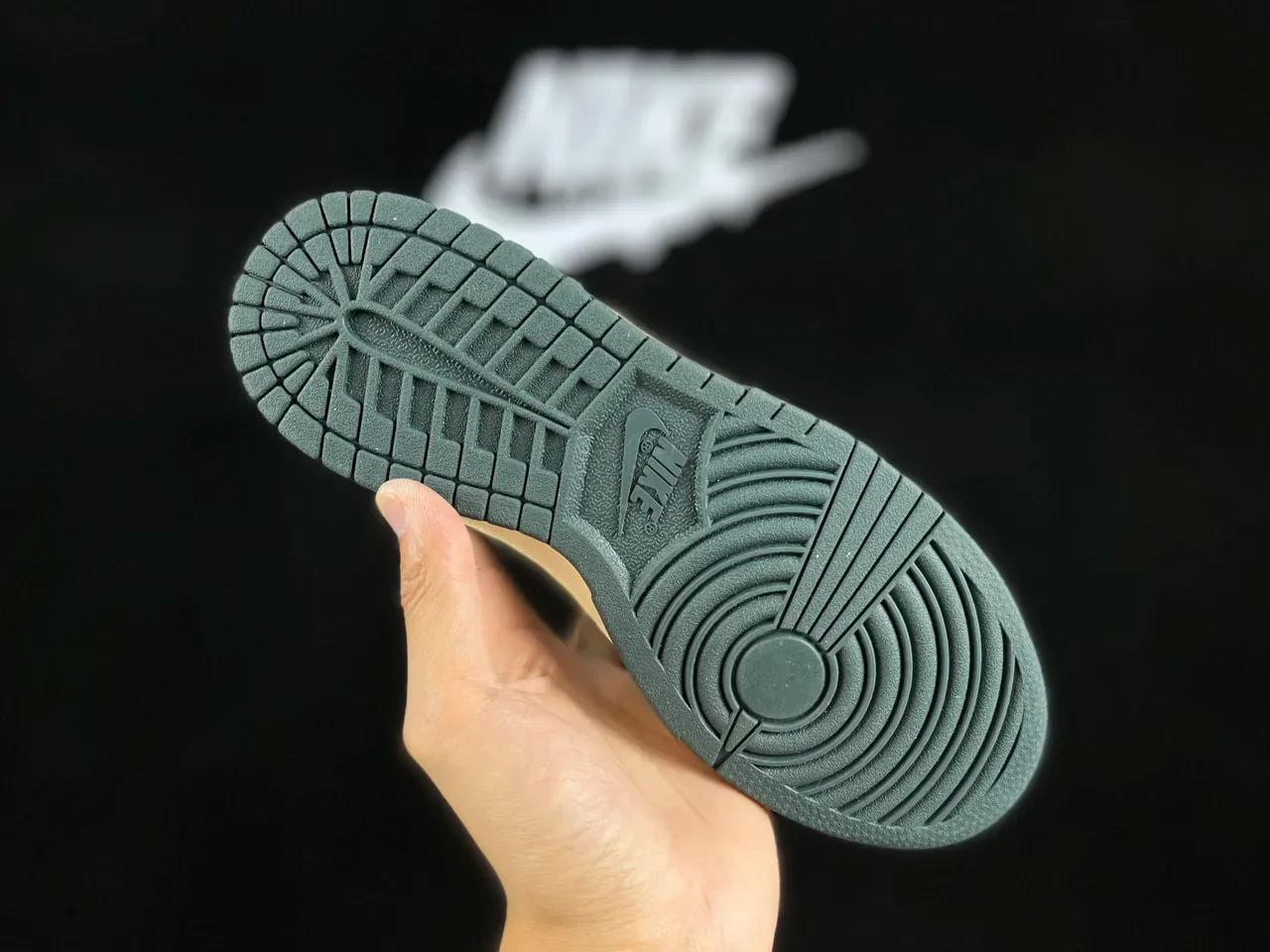 Nike Dunk Low Metallic Green White Lifestyle Sneakers 2