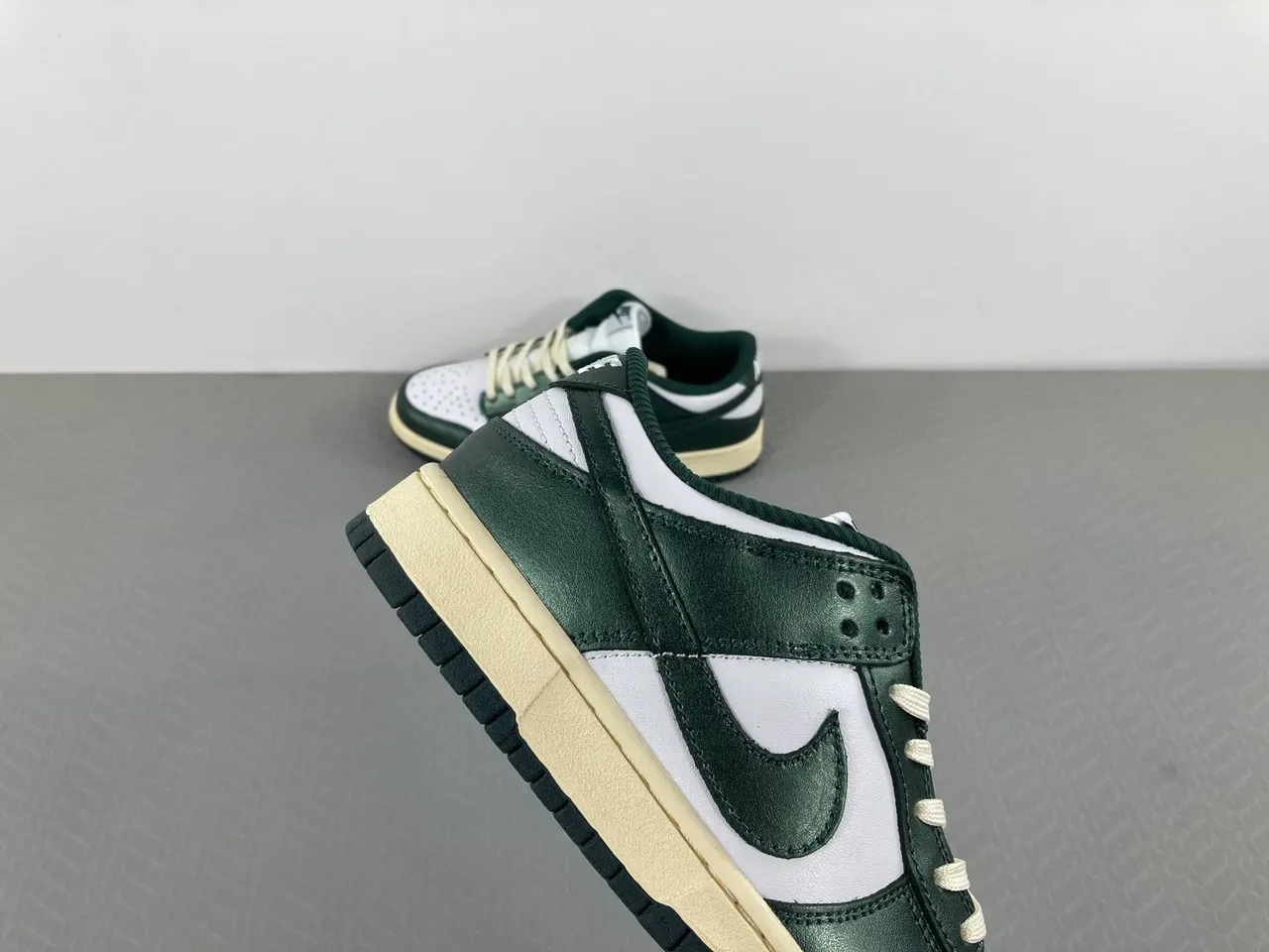 Nike Dunk Low Metallic Green White Lifestyle Sneakers 13