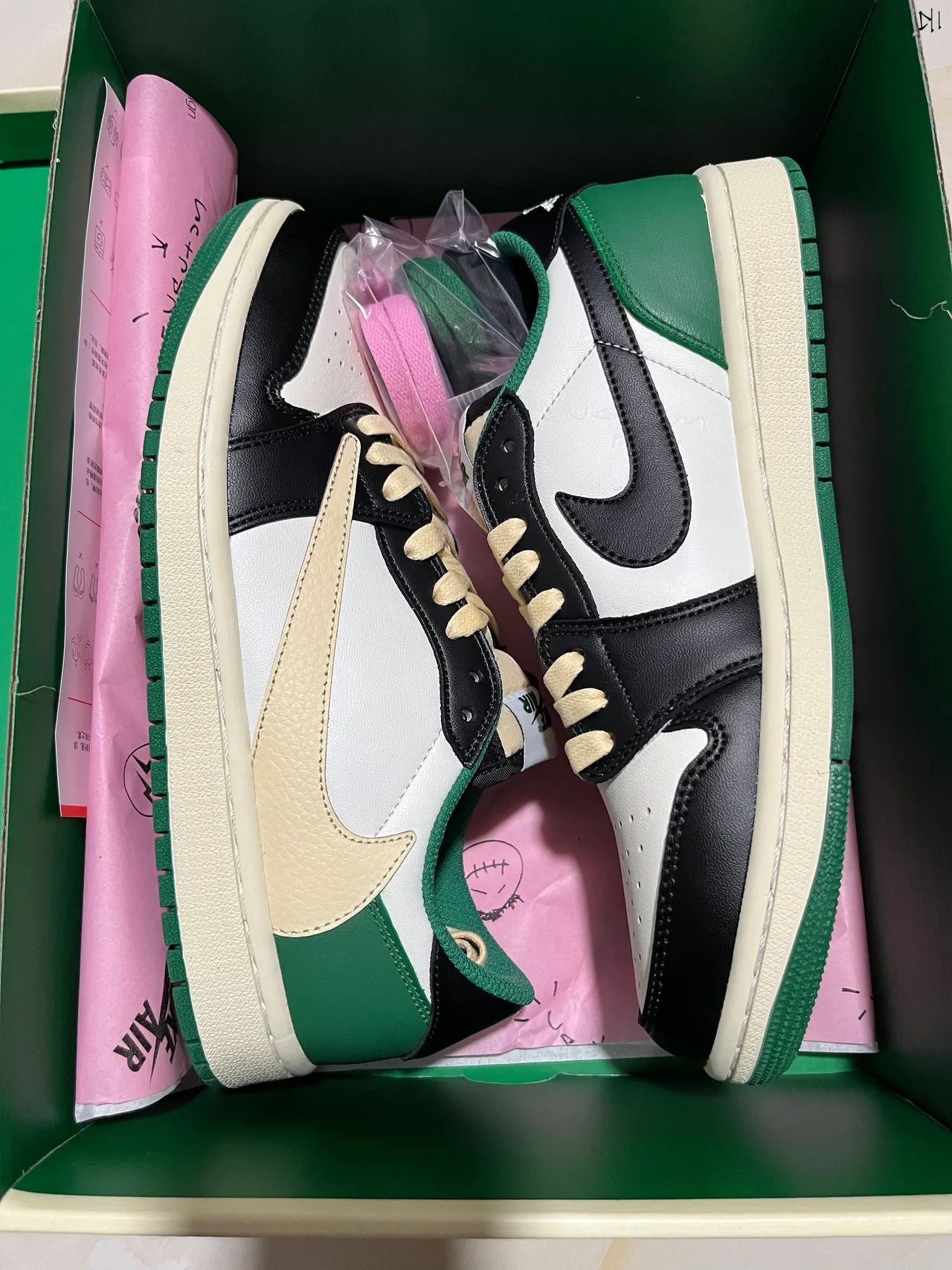 Nike Dunk Low White Black Green Cream Lifestyle Sneakers 9