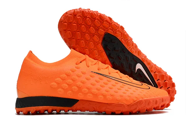 Nike Flyknit Ultra Chaussures de football Noir Orange Turf 3