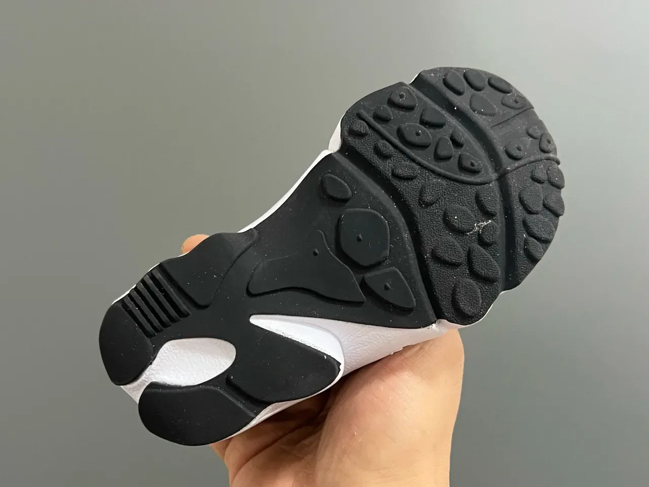 Nike Gray Black Laceless Mary Jane Strap Breathable Mesh Upper Lifestyle Sneakers 7