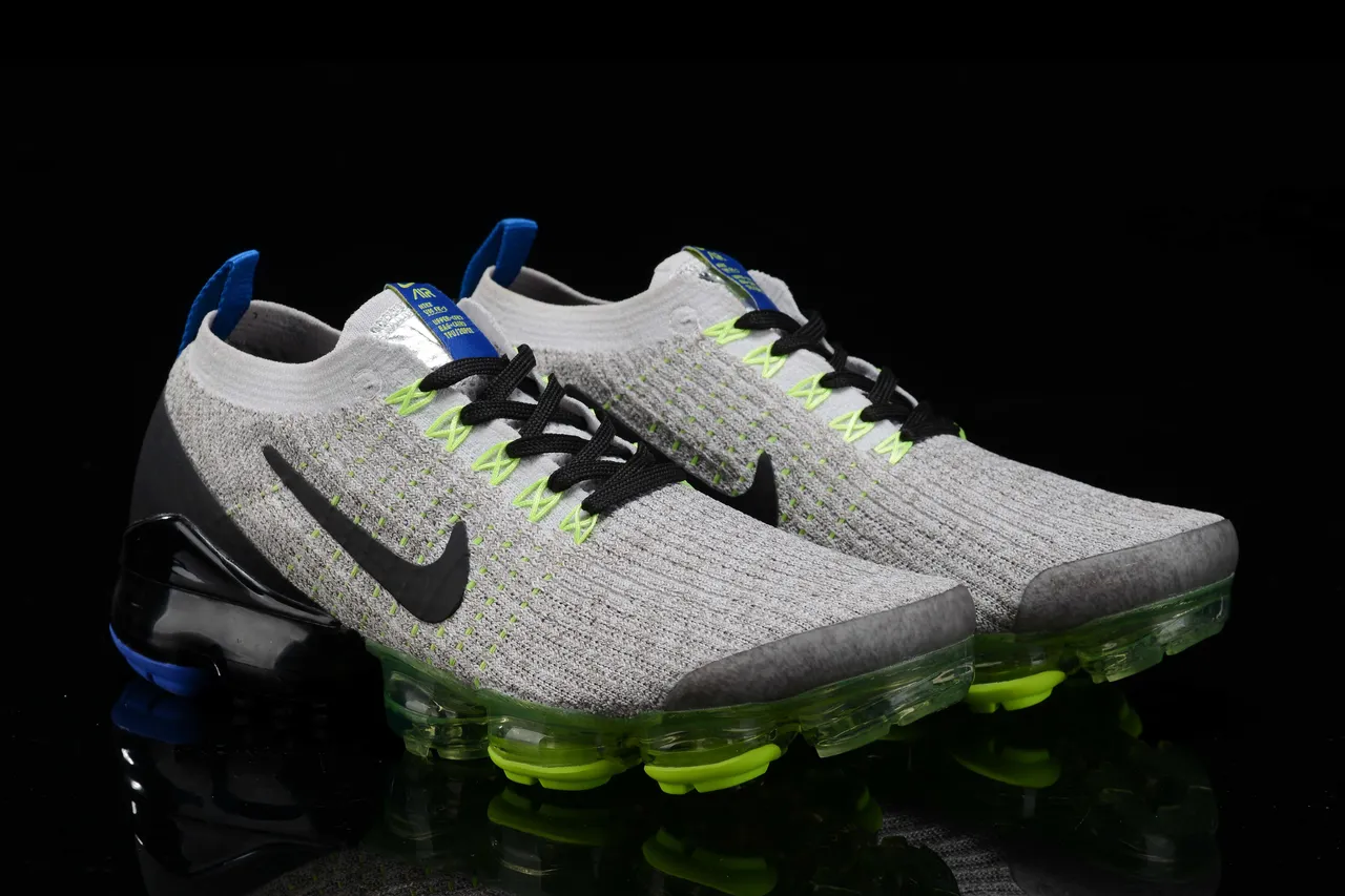 Nike Gray Green Flyknit Upper Full-Length Visible Air Unit Sole Running Shoes 14