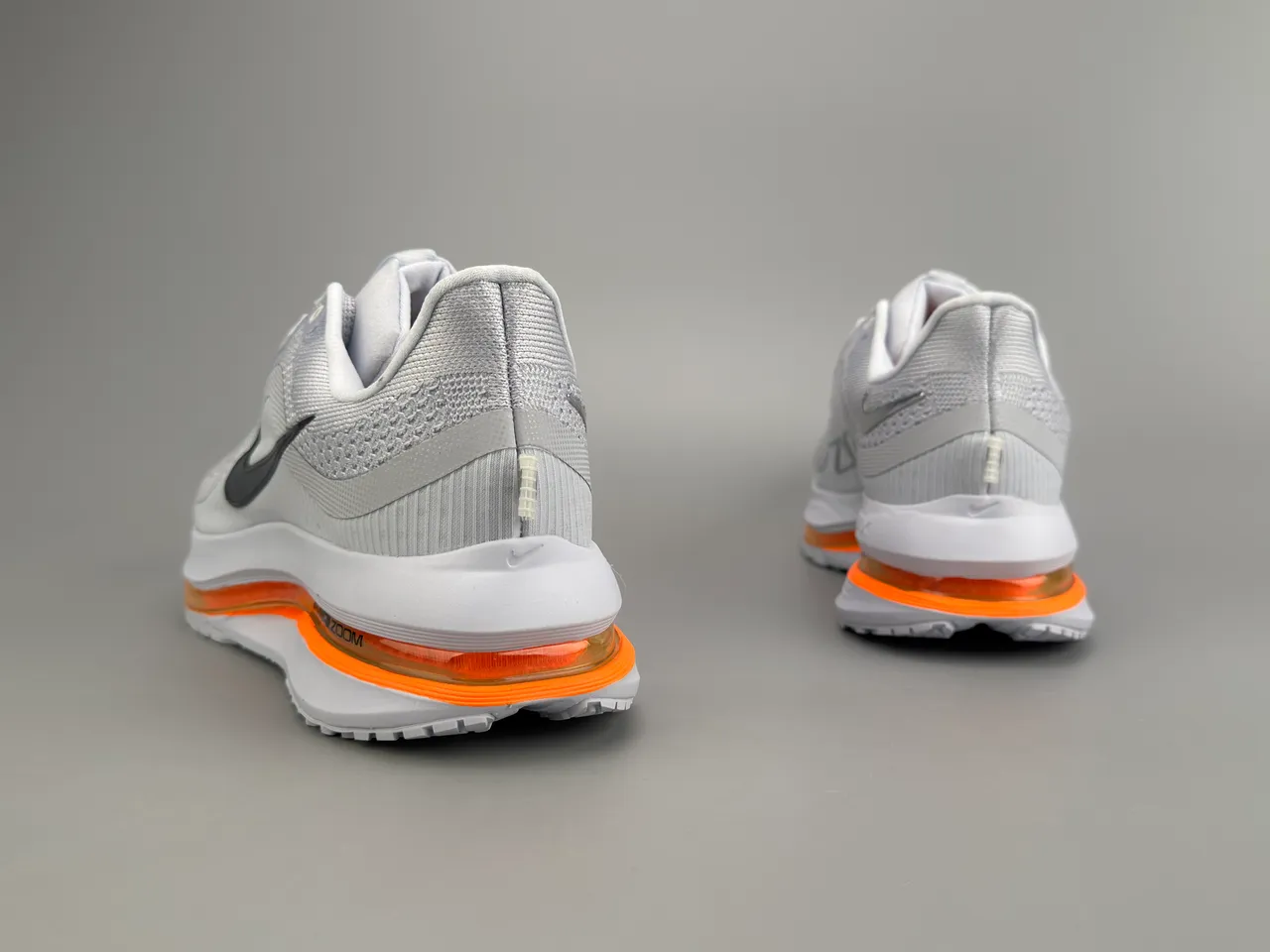 Nike Gray Orange Knit Mesh Upper Full-Length Visible Air Zoom Unit Running Shoes 6