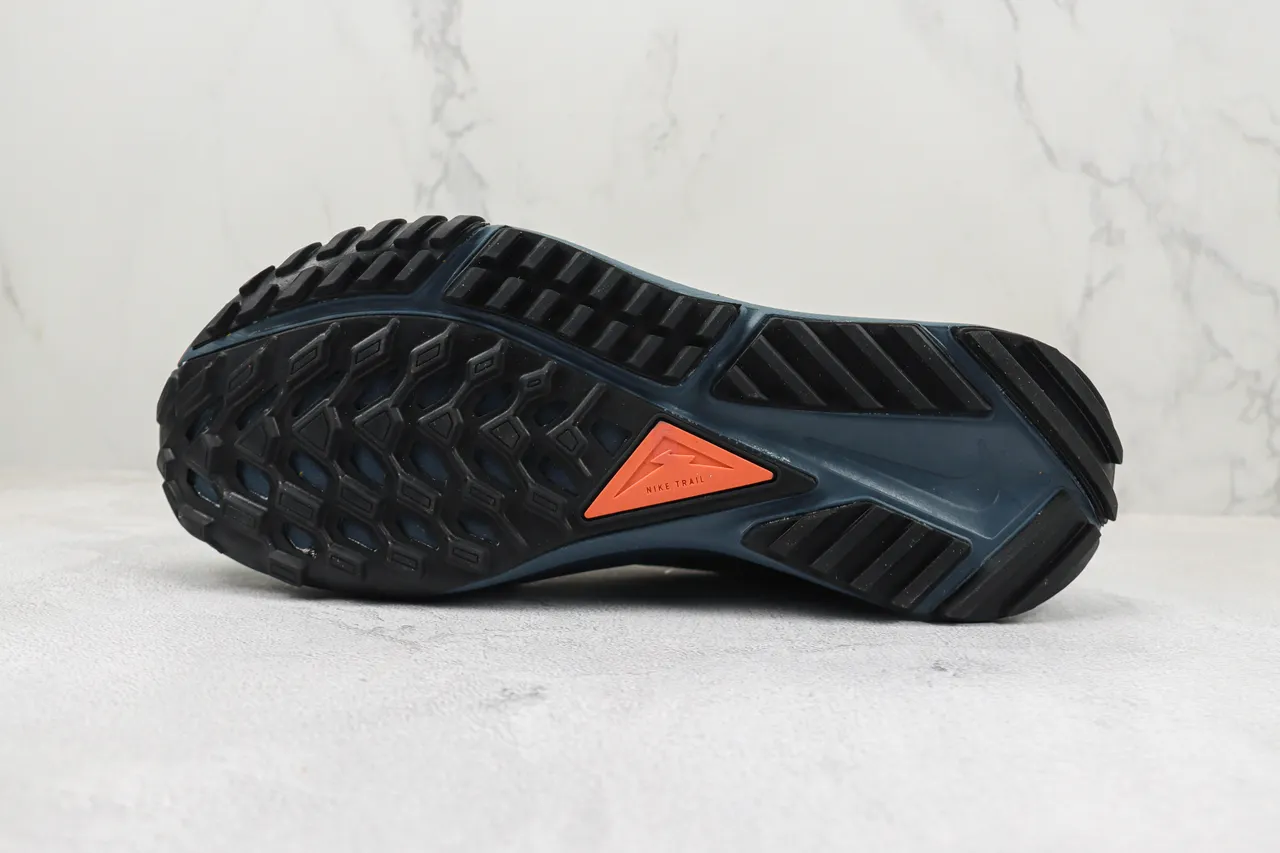 Nike Green Orange GORE-TEX Waterproof React Foam Midsole Running Shoes 8