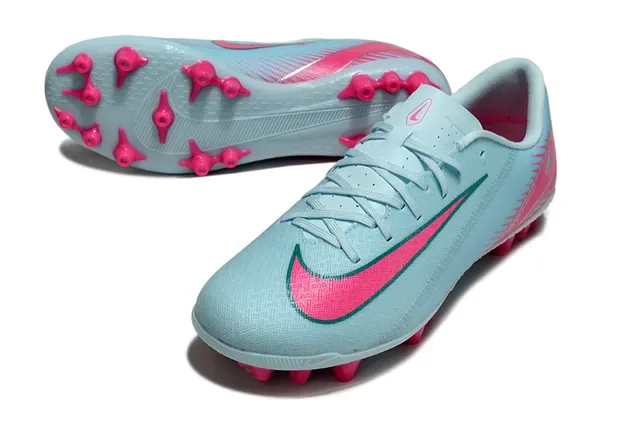 Nike Vert Rose Chaussures de Football à Coupe Basse avec Upper Synthétique Studs Coniques Moldés et à Lame pour Sol Ferme 4