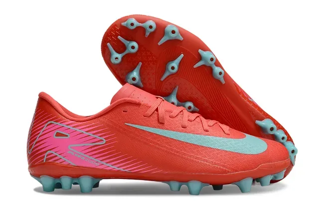 Nike Vert Rose Chaussures de Football à Coupe Basse avec Upper Synthétique Studs Coniques Moldés et à Lame pour Sol Ferme 13