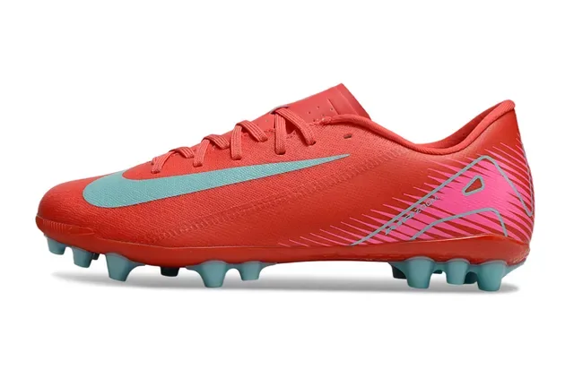 Nike Vert Rose Chaussures de Football à Coupe Basse avec Upper Synthétique Studs Coniques Moldés et à Lame pour Sol Ferme 15