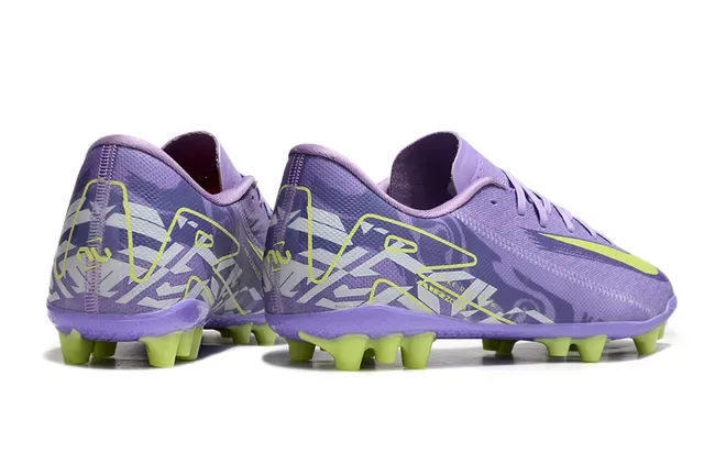 Nike Vert Rose Chaussures de Football à Coupe Basse avec Upper Synthétique Studs Coniques Moldés et à Lame pour Sol Ferme 19