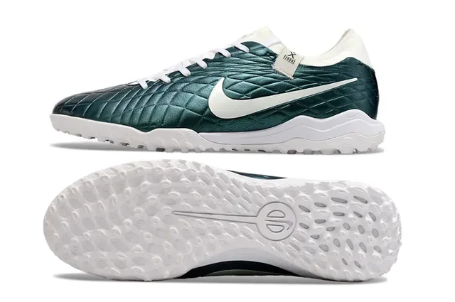 Nike Sapatos de futebol turf verde e branco couro acolchado silhueta baixa 6