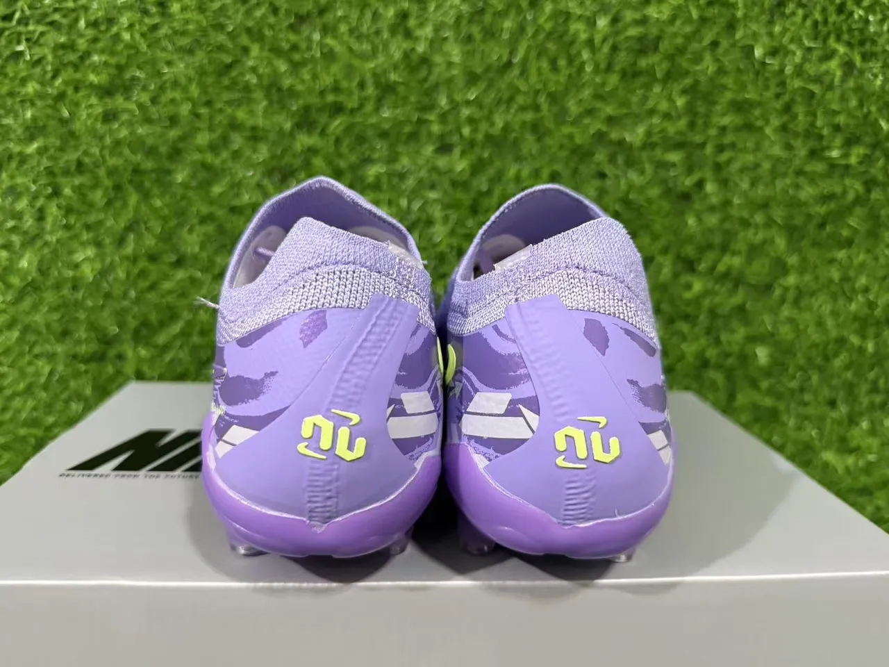 Nike Grip-Huit Nike United 001 Purple Neon Yellow Firm-Ground Soccer Shoes 4