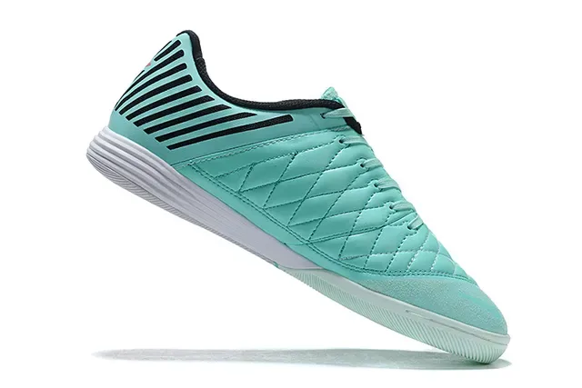 Nike Hypervenom Indoor Chaussures de football indoor vert et rouge orteil matelassé panneau latéral rayé noir 5