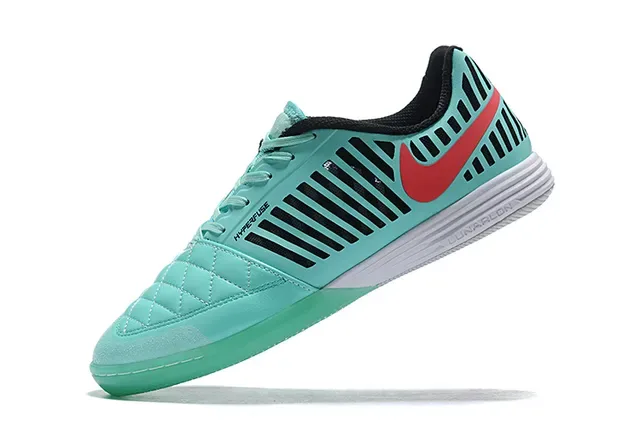 Nike Hypervenom Indoor Chaussures de football indoor vert et rouge orteil matelassé panneau latéral rayé noir 6
