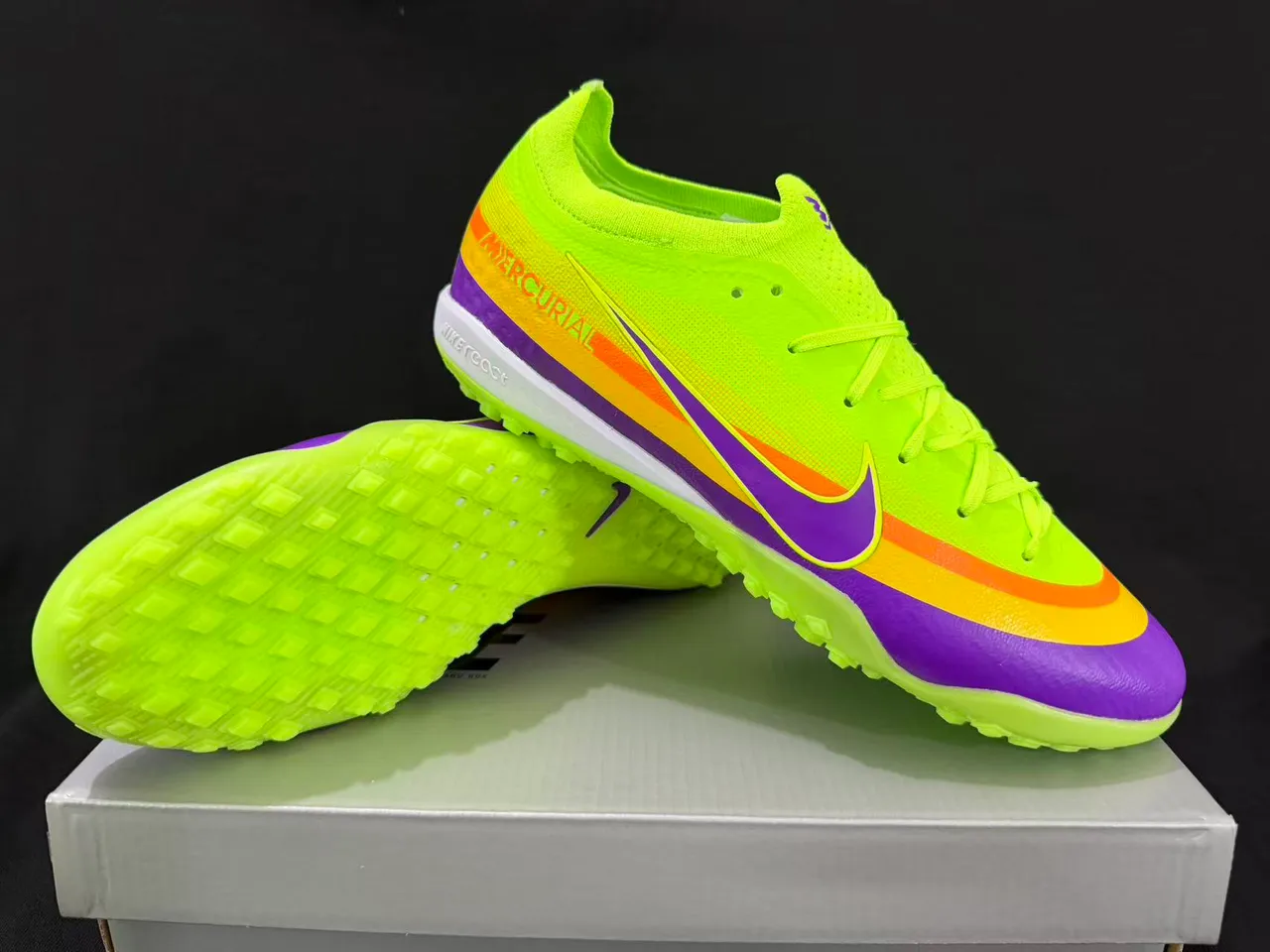 Nike Mercurial Vert Violet Low-Cut Synthétique Supérieur Multicolore Rayures Dégradées Gazon Chaussures de Football 9