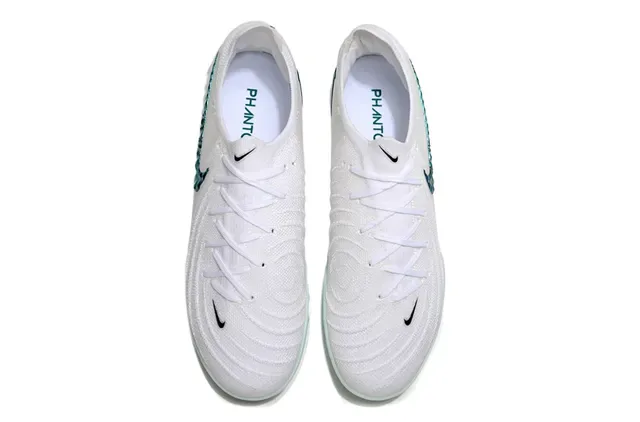 Nike Mercurial Turf أحذية كرة قدم أبيض أزرق وجهة علوية من التنسج شفافة باللون الأخضر النعناع للعشب الاصطناعي 11