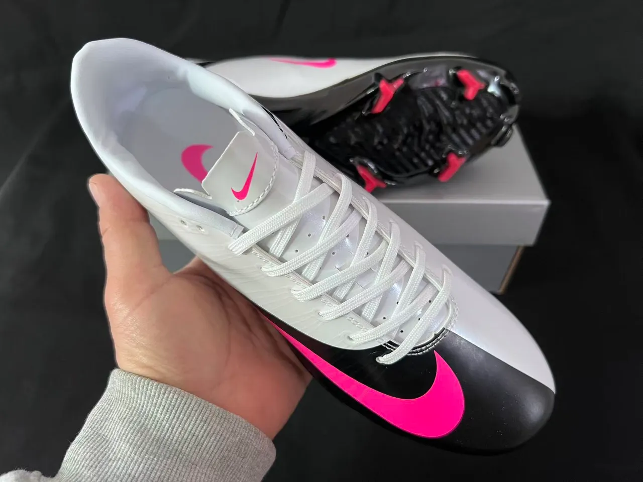 Nike Mercurial Vapor Prata Vermelho Sapatos de Futebol para gramado firme 5