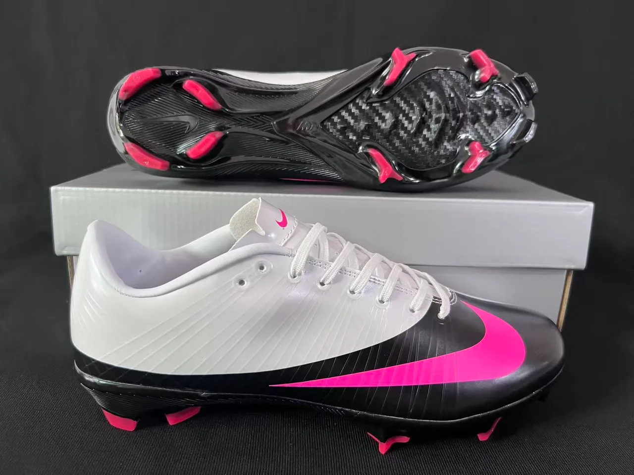 Nike Mercurial Vapor Prata Vermelho Sapatos de Futebol para gramado firme 7