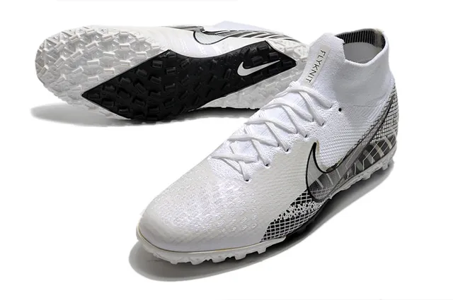 Nike Multicolore Noir Impression Graphique Haut Collet Turf Chaussures de Football 17
