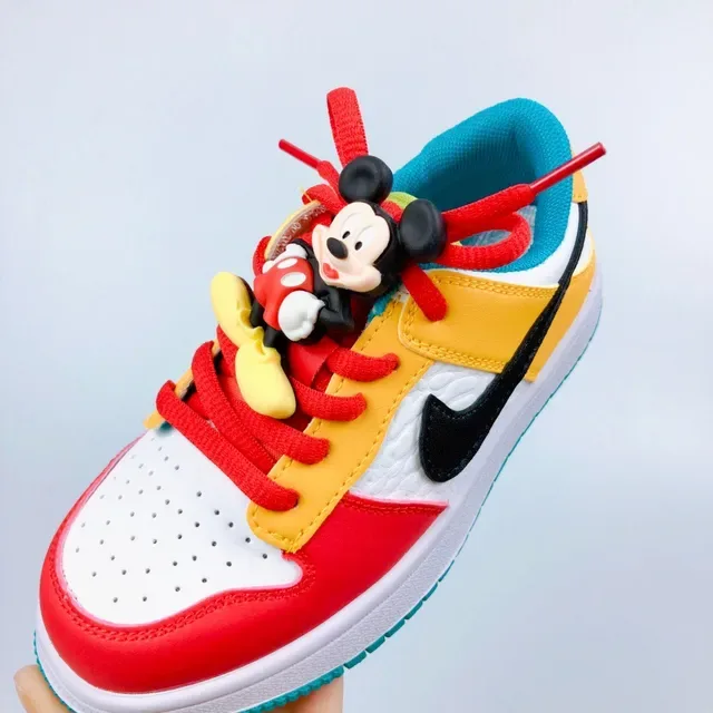 Nike Multicolor Low-Top Multi-Color Block Lifestyle Sneakers 13