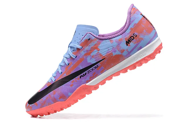 Nike Zapatillas de Fútbol Turf de Corte Bajo con Suela Sintética Estampado Camo Multicolor Rosa 4