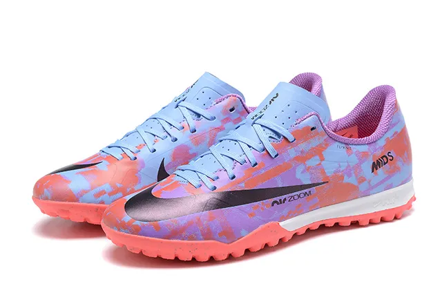 Nike Zapatillas de Fútbol Turf de Corte Bajo con Suela Sintética Estampado Camo Multicolor Rosa 8