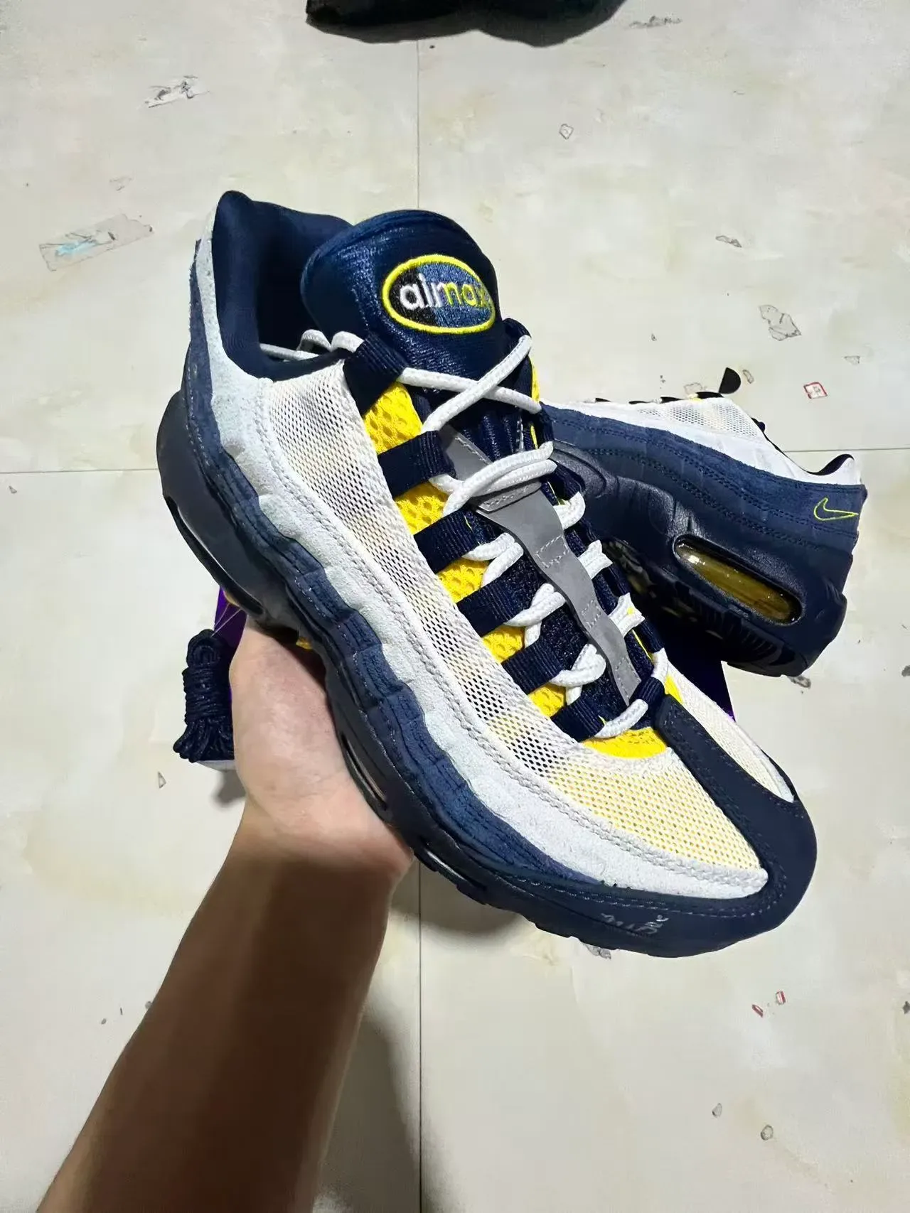 Nike Navy Yellow Layered Mesh And Synthetic Upper Visible Segmented Air Cushioning Lifestyle Sneakers 2