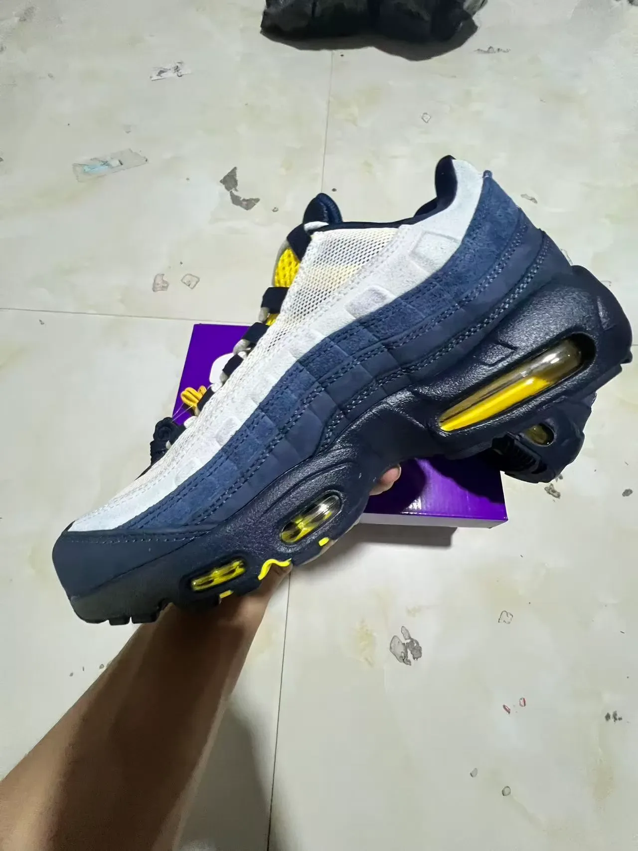 Nike Navy Yellow Layered Mesh And Synthetic Upper Visible Segmented Air Cushioning Lifestyle Sneakers 5