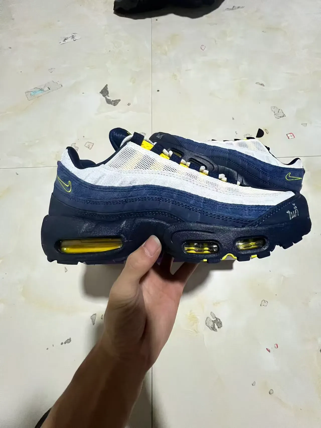 Nike Navy Yellow Layered Mesh And Synthetic Upper Visible Segmented Air Cushioning Lifestyle Sneakers 7