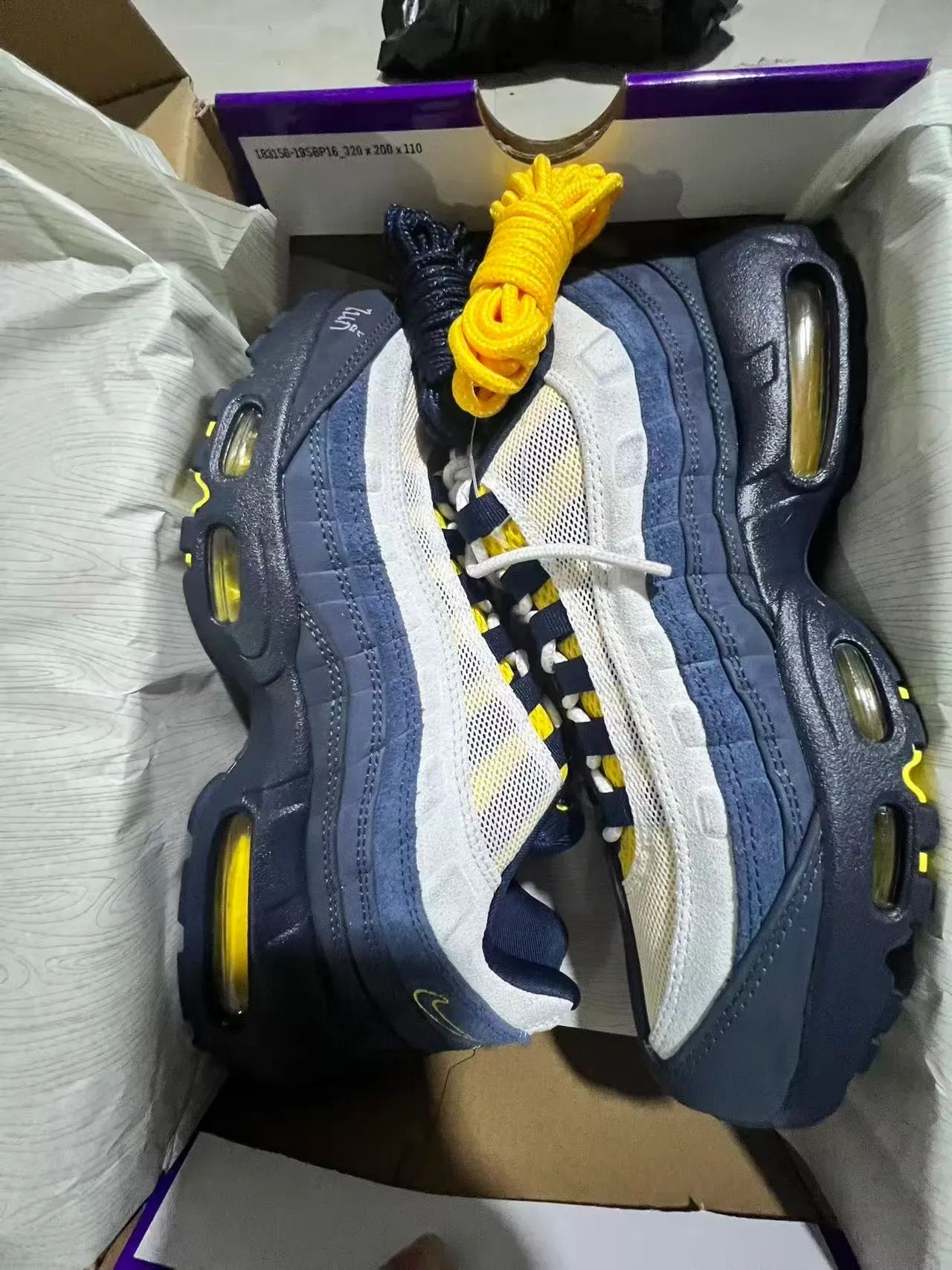 Nike Navy Yellow Layered Mesh And Synthetic Upper Visible Segmented Air Cushioning Lifestyle Sneakers 9