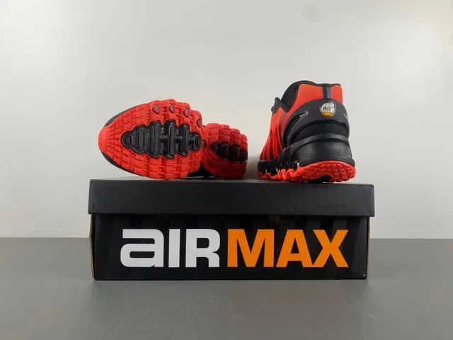 Nike Orange-Black Pod Midsole Performance Sneaker 16