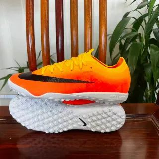 Nike Orange Yellow Low-Cut Knit Upper Gradient Turf Soccer Shoes