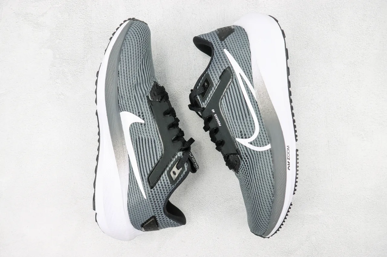 Nike Pegasus 40 Gray White Running Shoes 2