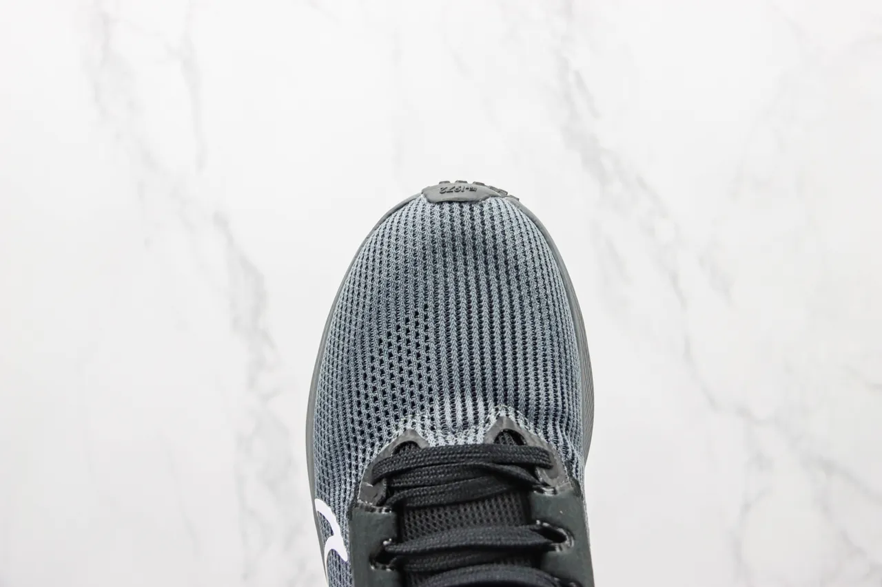 Nike Pegasus 40 Gray White Running Shoes 6