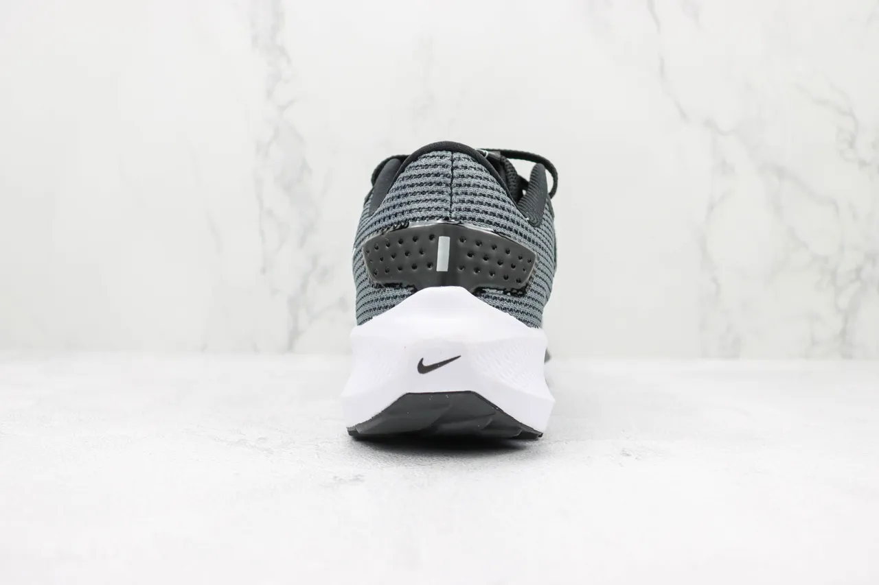 Nike Pegasus 40 Gray White Running Shoes 9