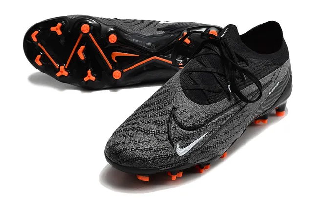 Nike Phantom GT Noir Orange bout bas tige tricotée système de lacets asymétrique terrain ferme chaussures de football 9
