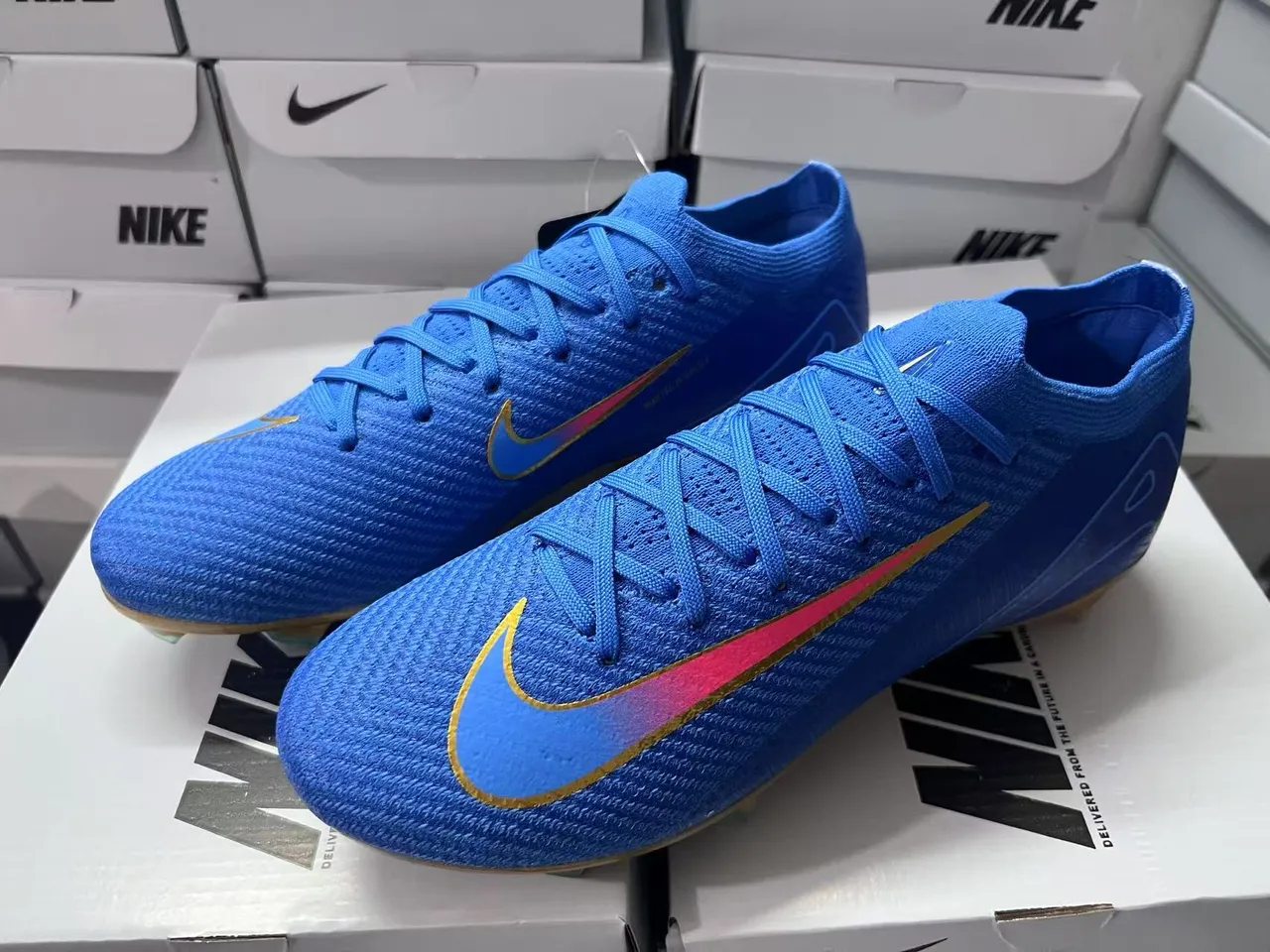 Nike Phantom GT Blue Gold Knit Upper Gradient Swoosh Firm-Ground Soccer Shoes 8