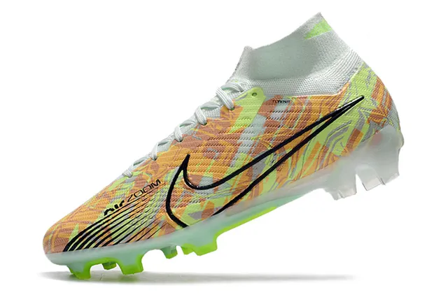 Nike Phantom GT Multicolore Vert Collet Haut Ajustement Chaussette Semelle Translucide Terrain Ferme Chaussures de Football 4