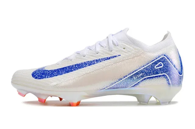 Nike Phantom GT Chaussures de Football Blanc Bleu Upper en Tricot Suela Iridescente Translucide pour terrain ferme 6